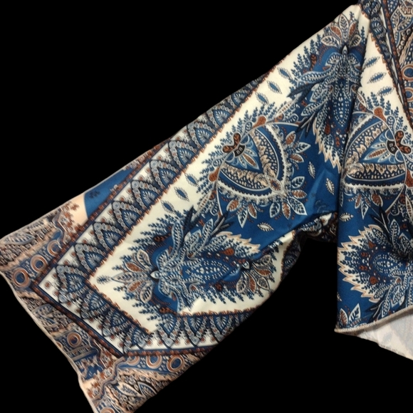 Silk Paisley Bohemian Style Front Tie Blouse - Picture 4 of 6